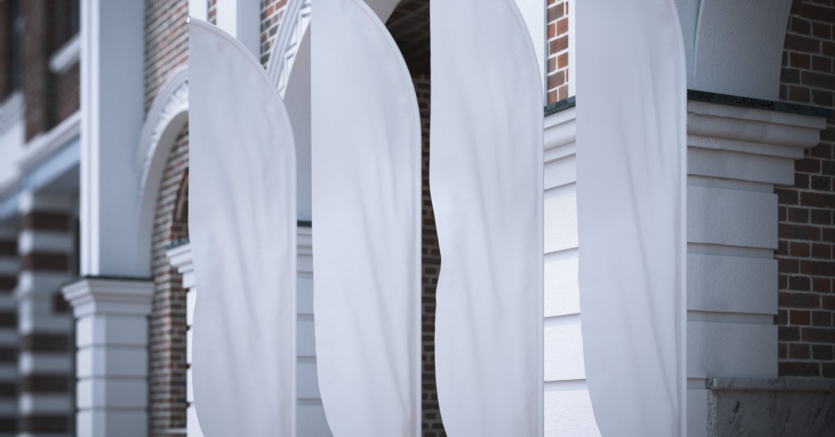 8 Creative Uses for Custom Feather Flags - Action Flag