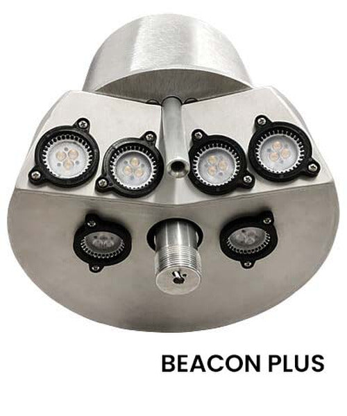 American Beacon Quad Light Internal Halyard Flag Pole Light - Action Flag
